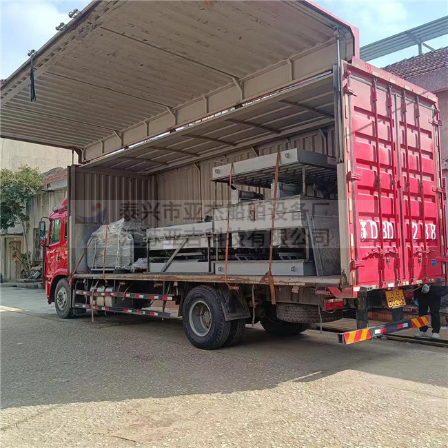 2023.2.14船用氣動(dòng)百葉窗發(fā)貨